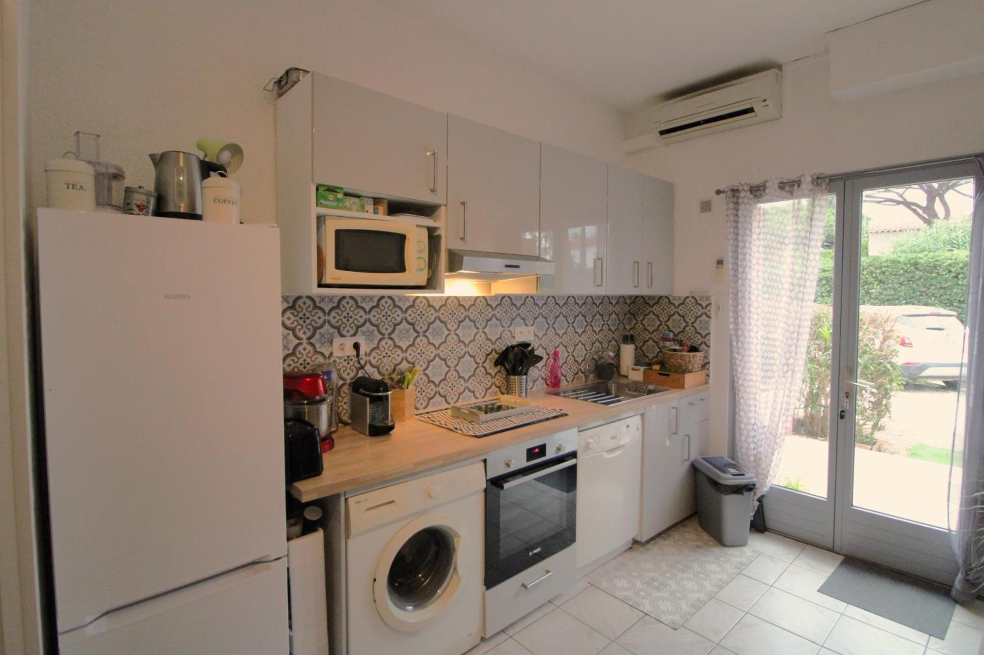 Rose De Sel Appartement Hyères Buitenkant foto